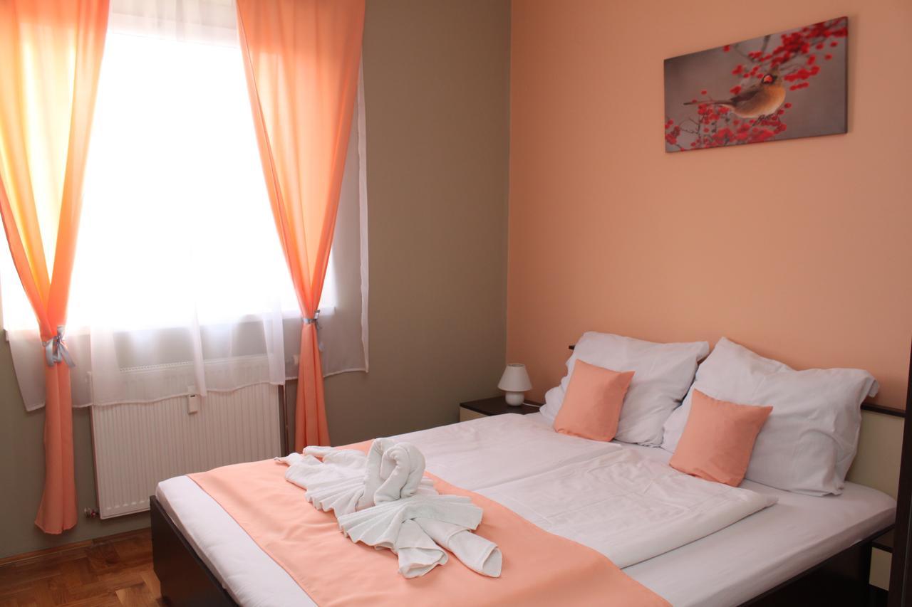 Sun Apartments ซูโบติกา ภายนอก รูปภาพ